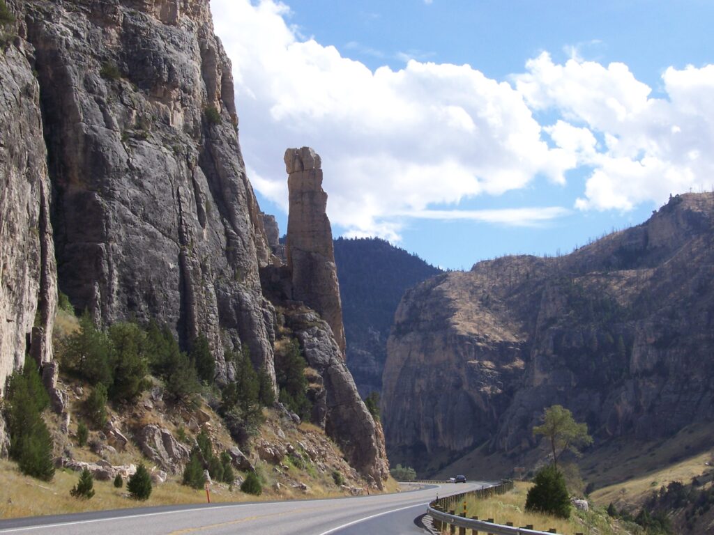 photo-limestone-column